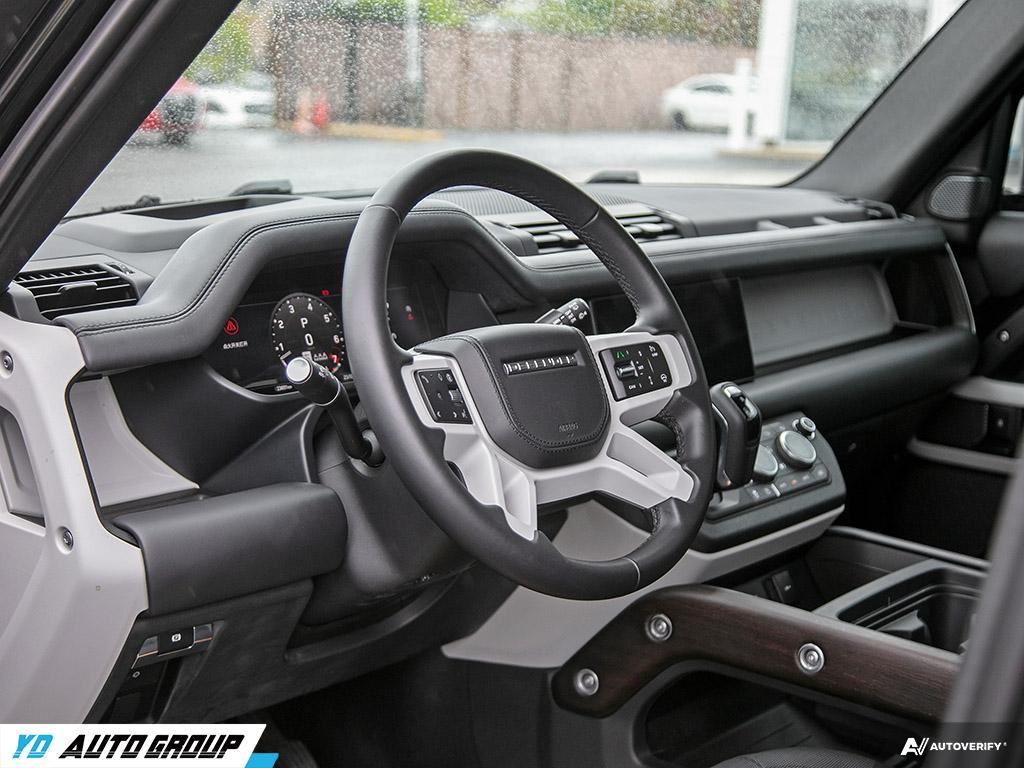 /ydautosalesinc/2024-LandRover-Defender-32783110084956224.jpg