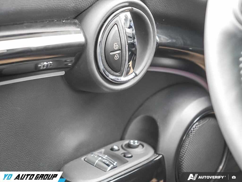 /ydautosalesinc/2024-MINI-3Door-6542629403978517.jpg