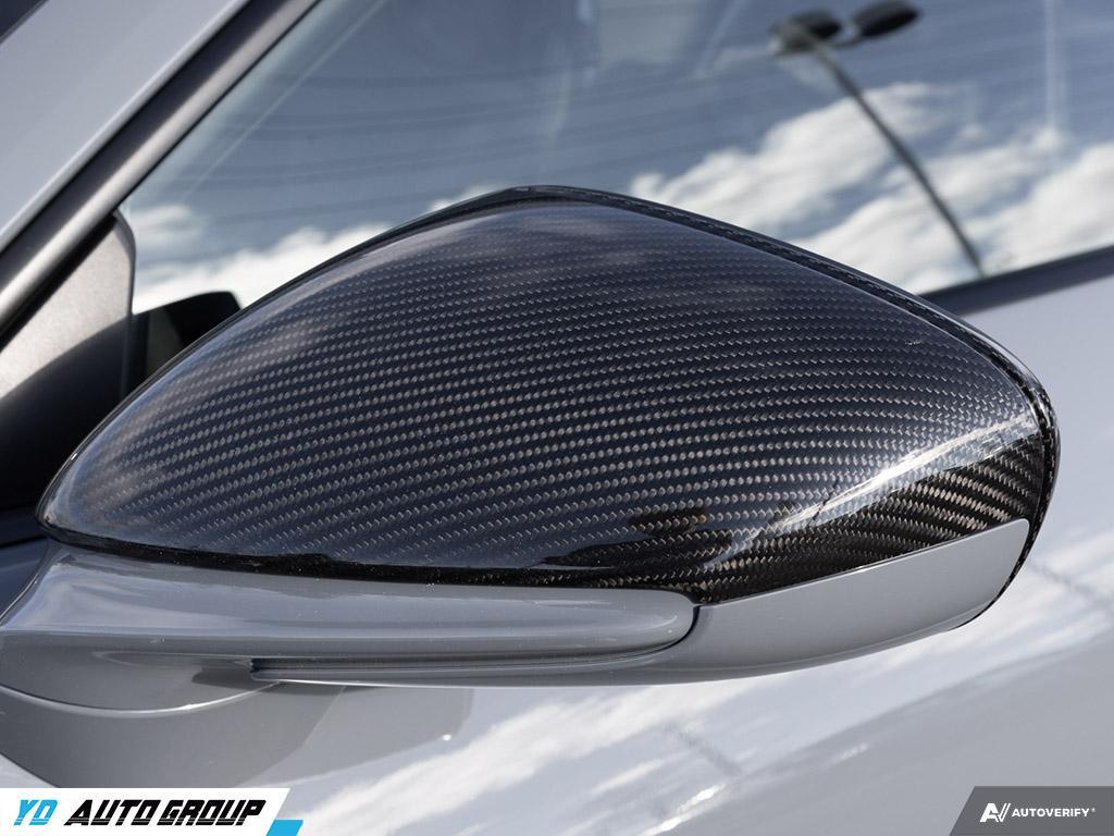 /ydautosalesinc/2024-Porsche-911-22776939599868218.jpg