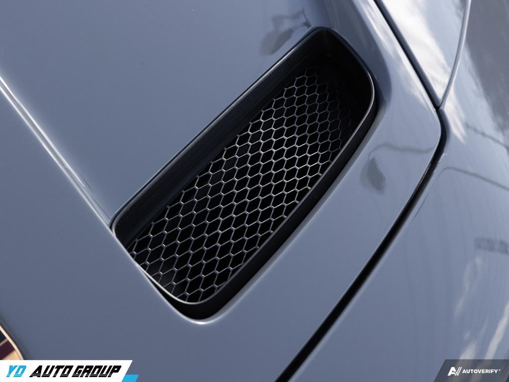 /ydautosalesinc/2024-Porsche-911-983216641562717.jpg