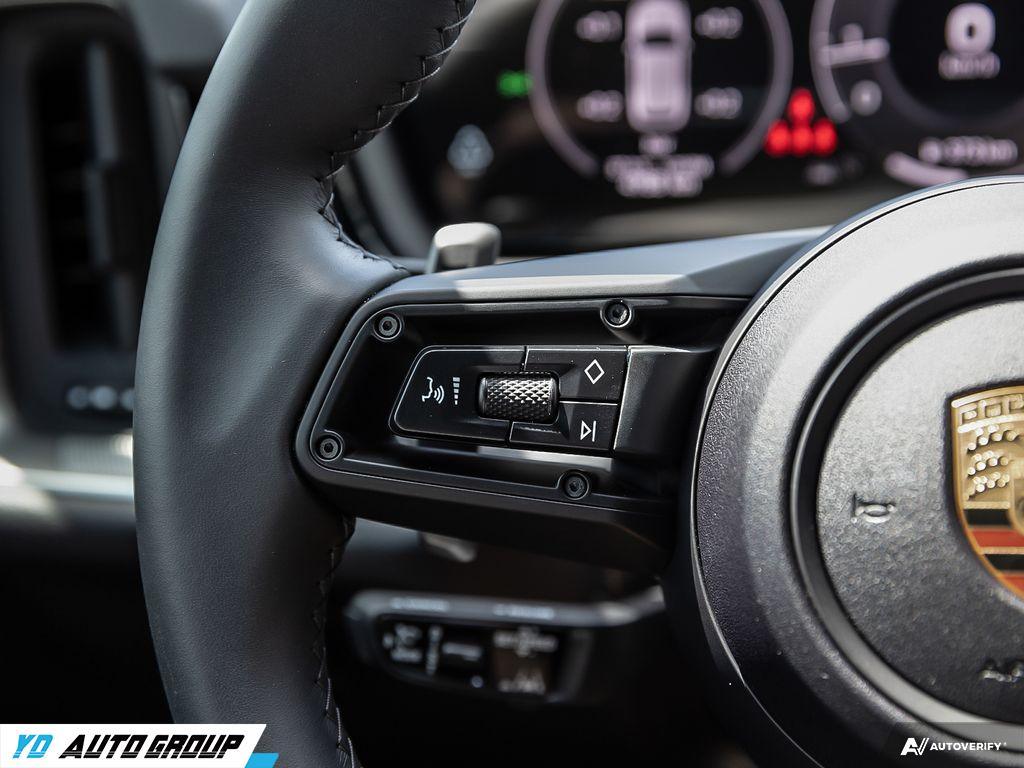 /ydautosalesinc/2024-Porsche-Cayenne-07822595293948198.jpg