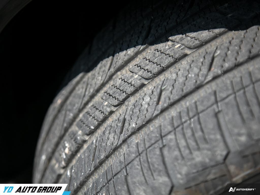 /ydautosalesinc/2024-Porsche-Cayenne-32974220528456777.jpg