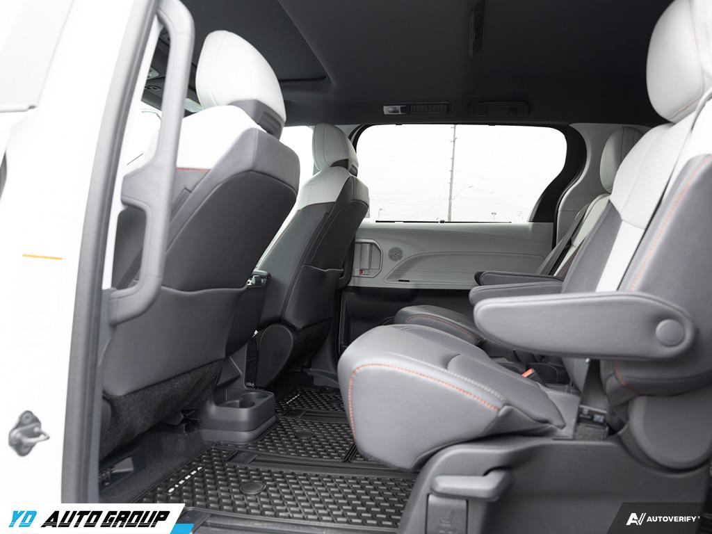 /ydautosalesinc/2024-Toyota-Sienna-008296384240209065.jpg