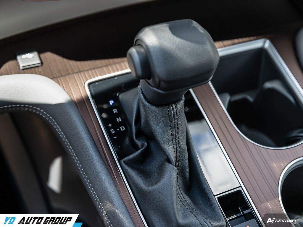 /ydautosalesinc/2024-Toyota-Sienna-703366196145879.jpg