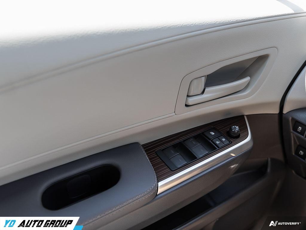 /ydautosalesinc/2024-Toyota-Sienna-820398332708973.jpg
