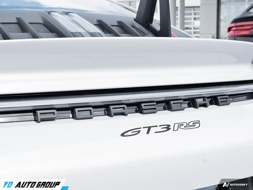 /ydautosalesinc/2025-Porsche-911-613194970067442.jpg