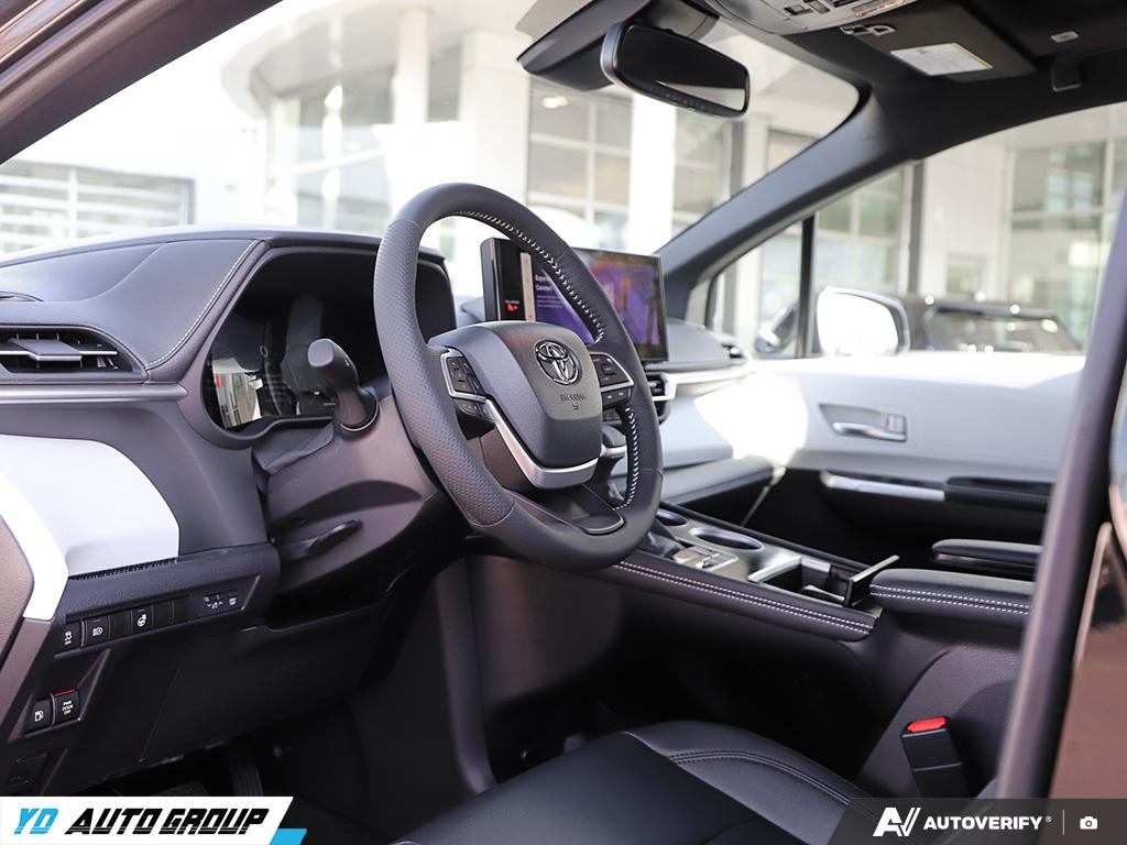 /ydautosalesinc/2025-Toyota-Sienna-36986277351582486.jpg