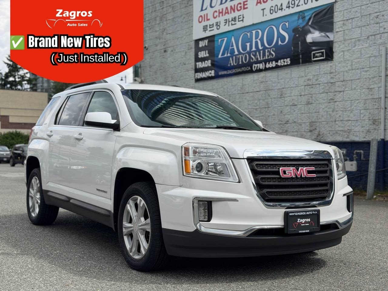 2017 GMC Terrain AWD SLE | LOW MILEAGE | COMES WITH FREE DRIVER'S SHIELD WARRANTY |
